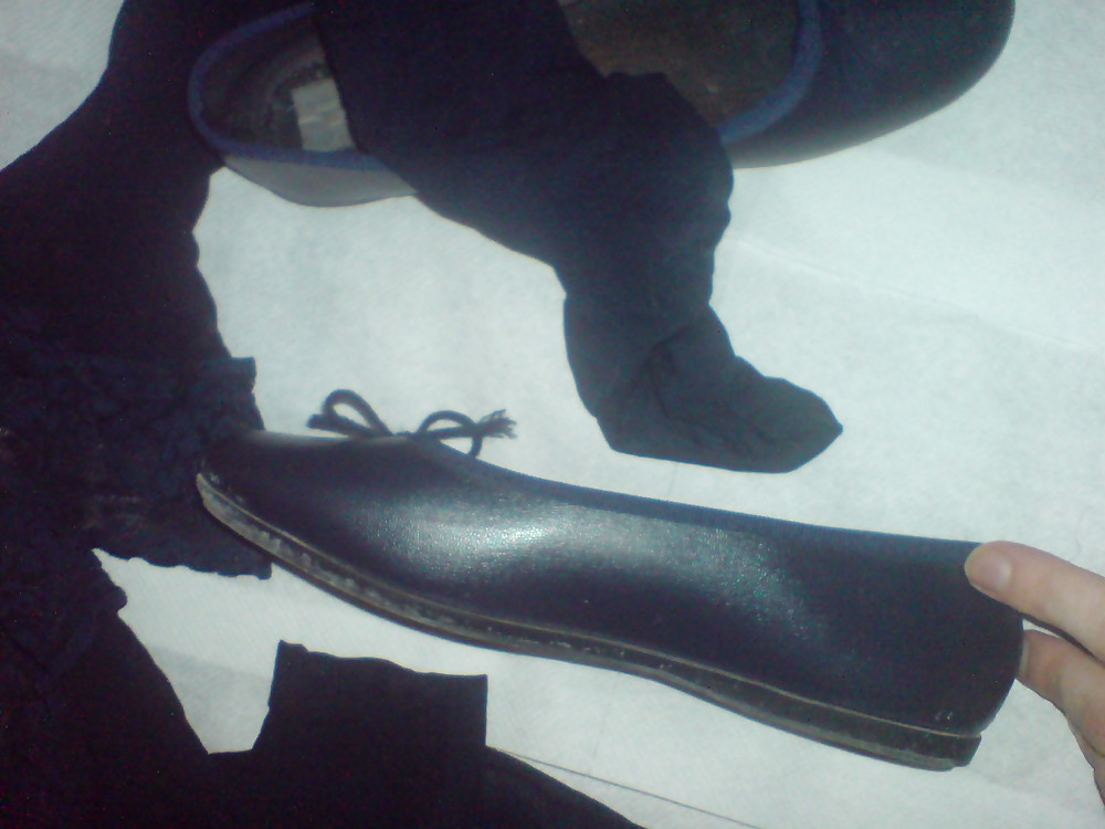 Cumming on cousins flats and stockings #3752644