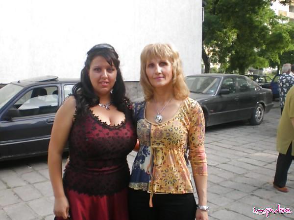 Busty Bulgarian Woman 16 #19713654