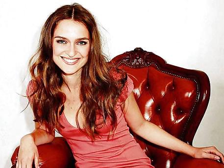 Josephin busch
 #13743878