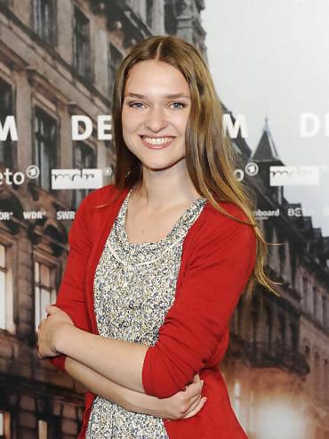 Josephin busch
 #13743887