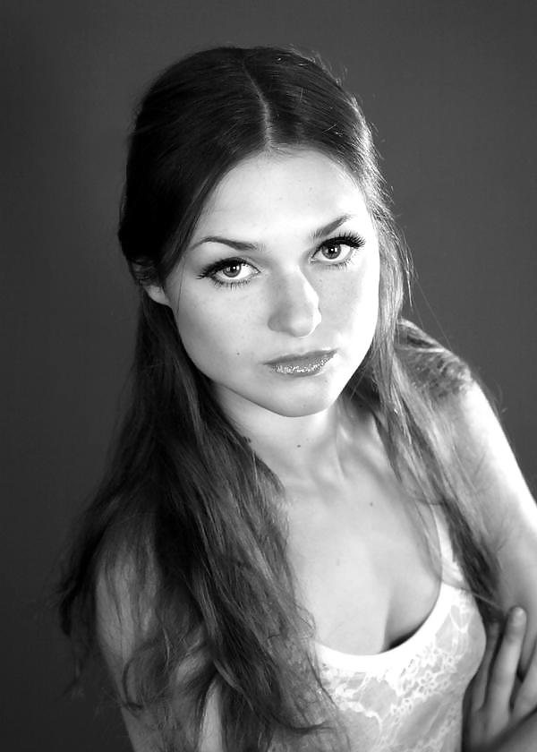 Josephin busch
 #13743927