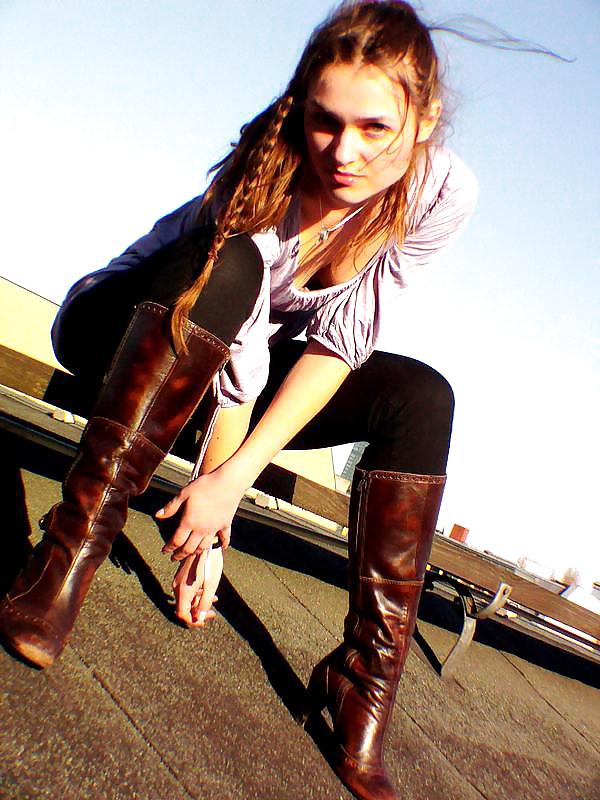 Josephin busch
 #13743978