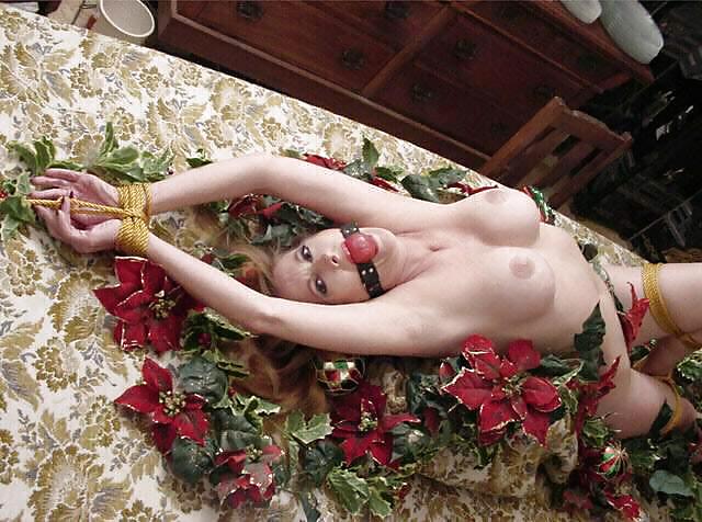 The Perfect Holiday Table #8399180