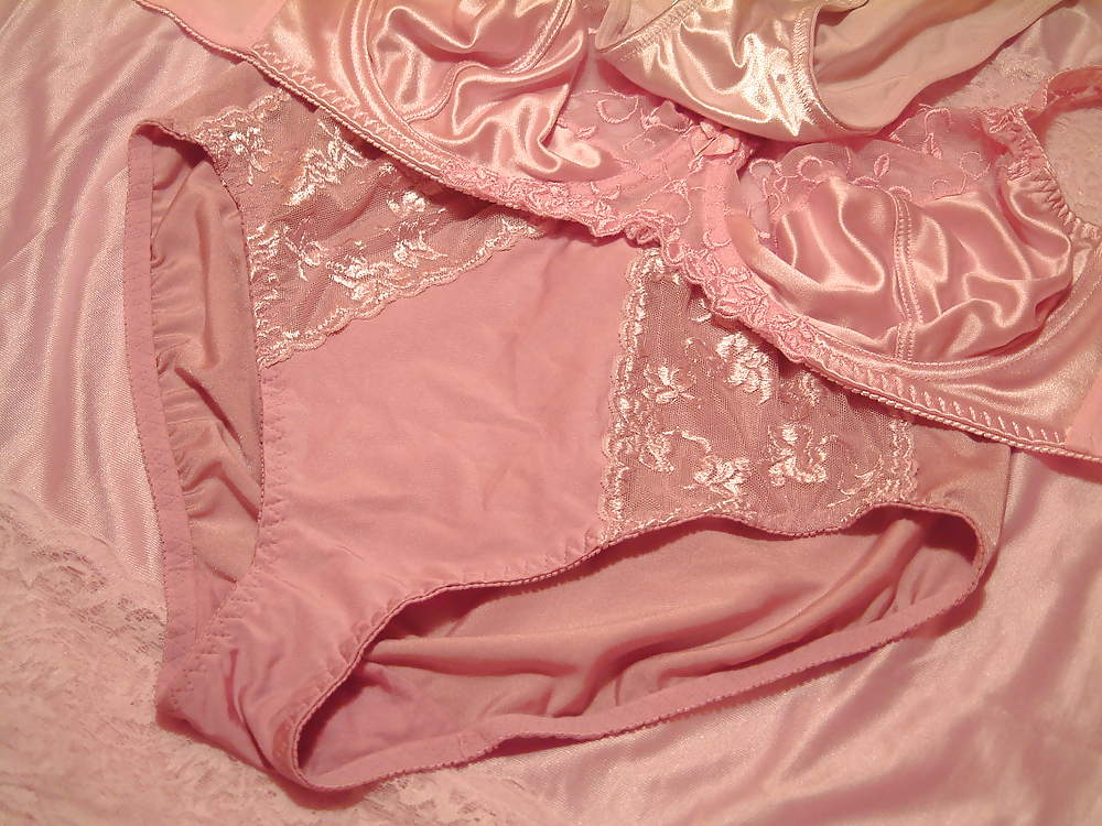 Pink Panty & Bra Cum 1 #21662835