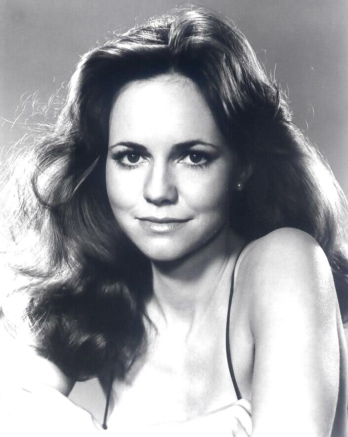 Sally field
 #9206449