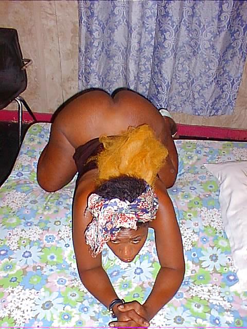 Mujeres amateurs africanas reales posando desnudas (parte 2)
 #11907433