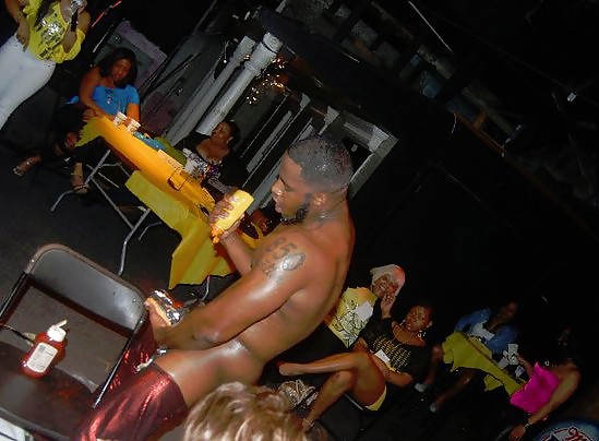 Girls Getting Wild With Black Strippers #4562595