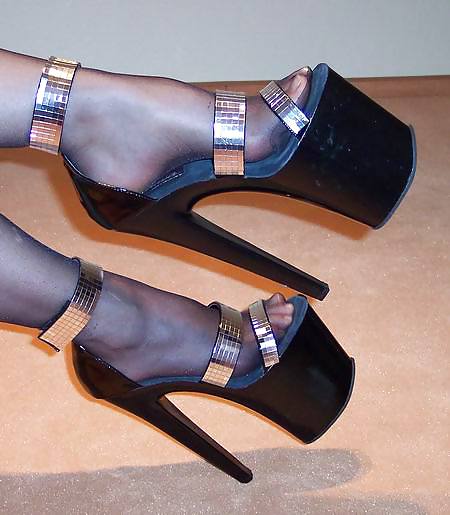 Mega-Heels #5495197