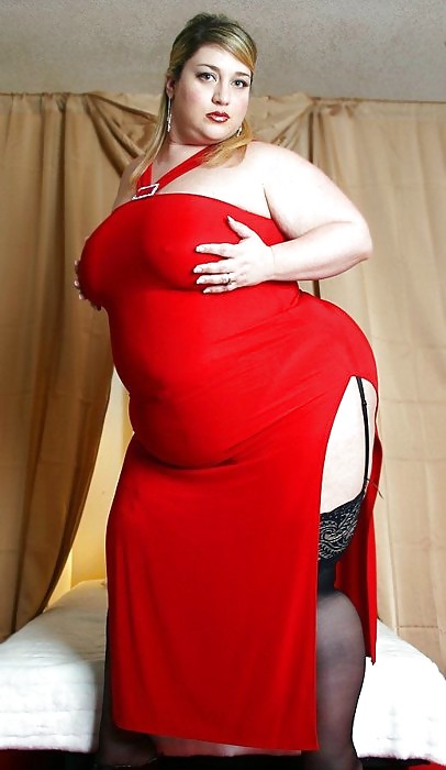 More bbws2
 #13068366