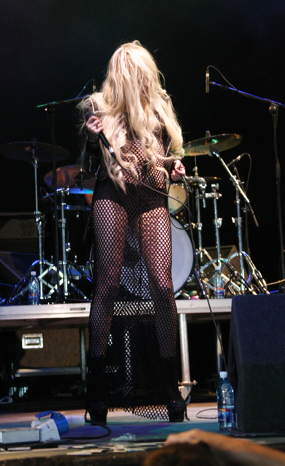 Taylor Momsen performing at Oxegen Festival in Ireland