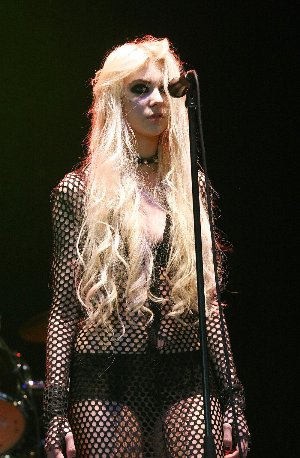 Taylor Momsen performing at Oxegen Festival in Ireland #4624570