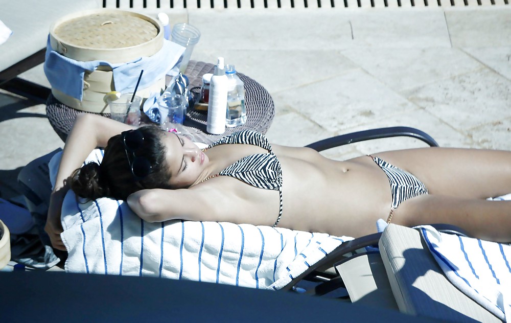 Selena Gomez Bikini #22174652