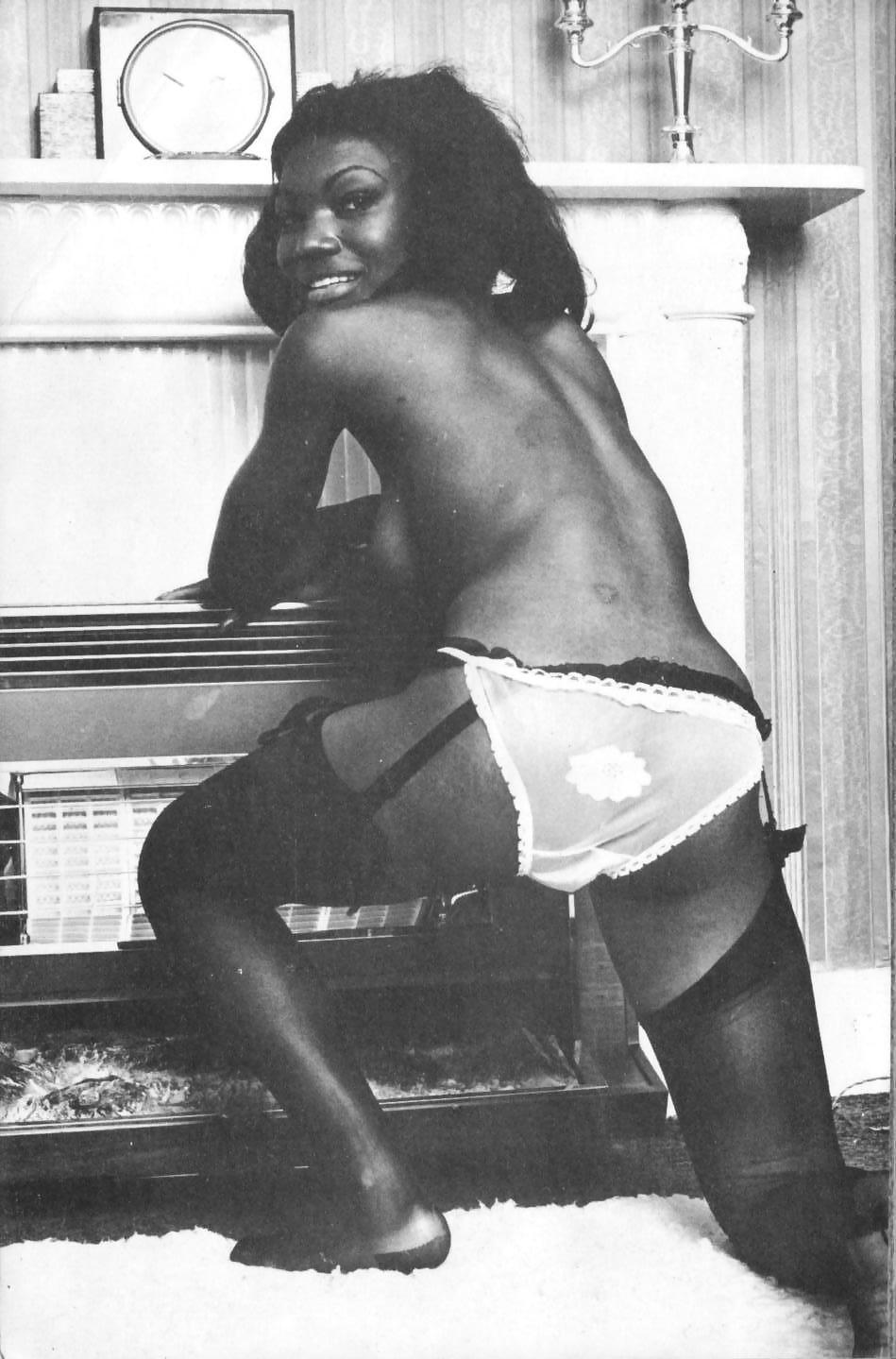 Vintage Amateur Black Woman #13581775