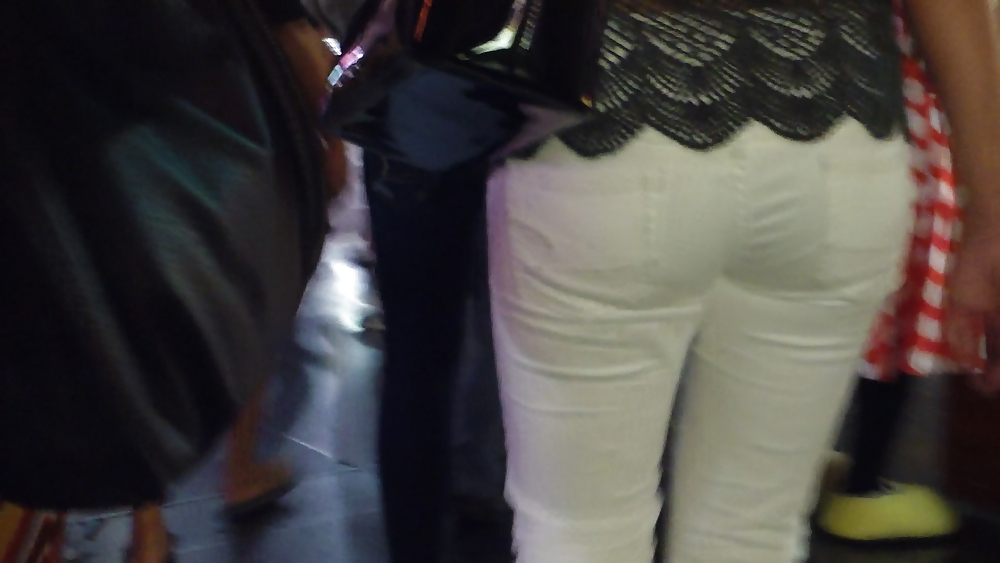 Some nice butts and ass on the street in tight jeans  #14528639