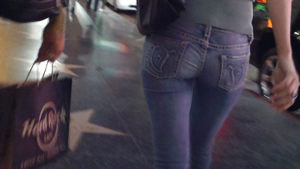 Some nice butts and ass on the street in tight jeans  #14528651