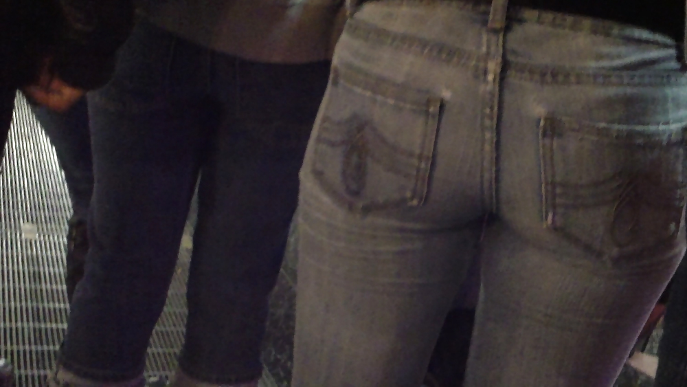 Some nice butts and ass on the street in tight jeans  #14528748