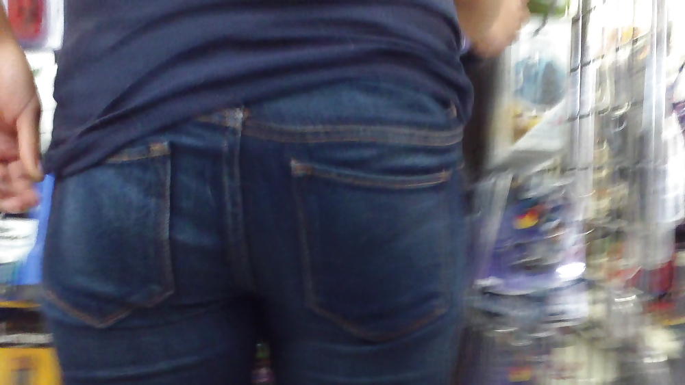 Some nice butts and ass on the street in tight jeans  #14529033