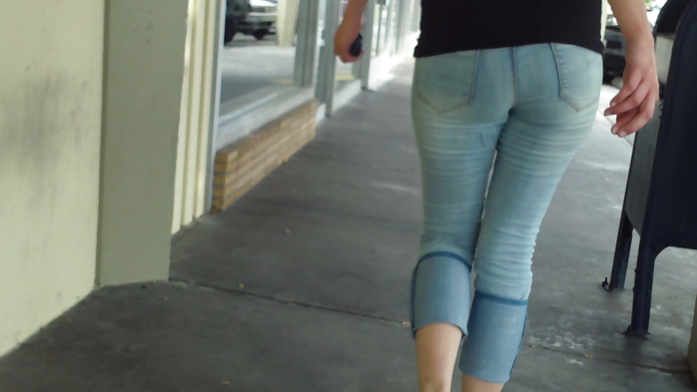 Some nice butts and ass on the street in tight jeans  #14529661