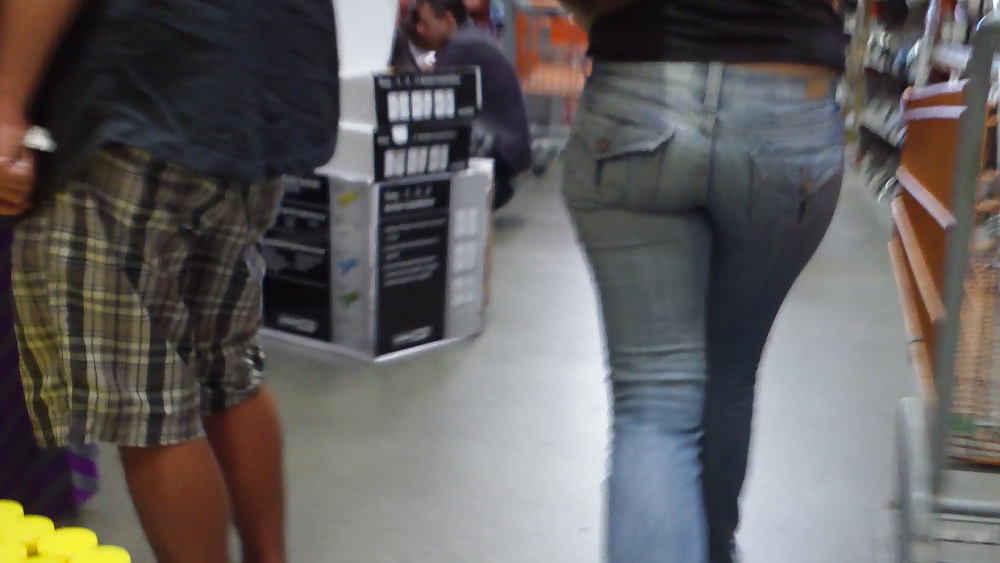 Some nice butts and ass on the street in tight jeans  #14529803