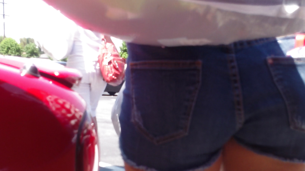 Some nice butts and ass on the street in tight jeans  #14530159