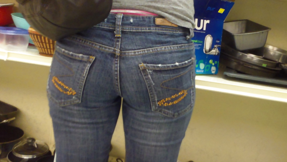 Some nice butts and ass on the street in tight jeans  #14530570
