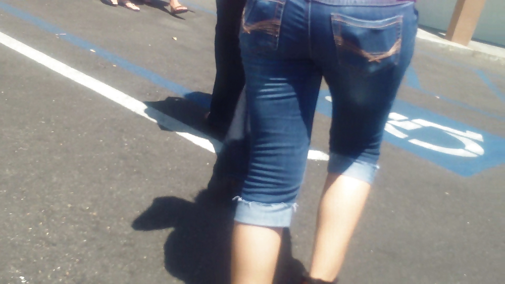 Some nice butts and ass on the street in tight jeans  #14530958