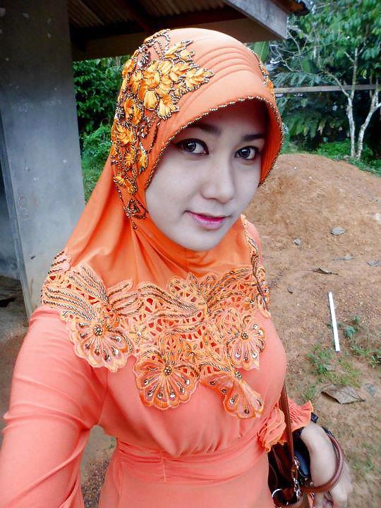 Belleza y caliente indonesia jilbab tudung hijab 4
 #15345457