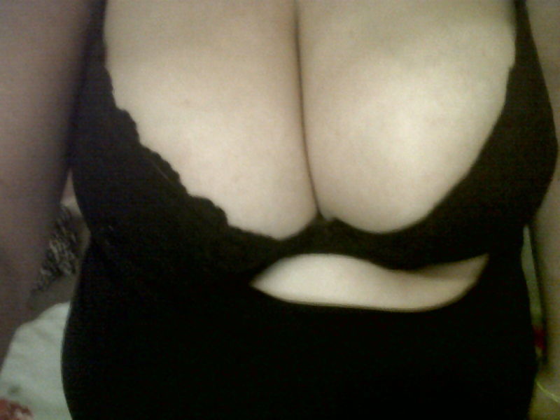 Frau Ihre Verkaufs-BH Auf Dem Netz #13474470