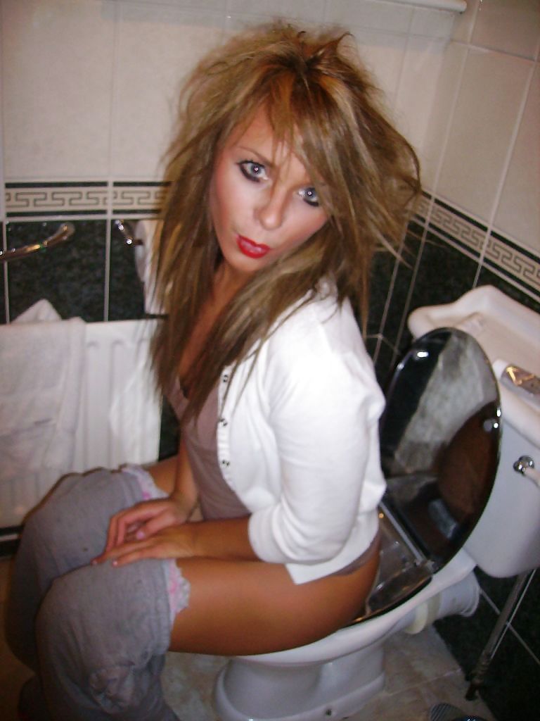 Teens In Toilet #2321746