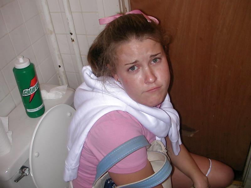 Teens In Toilet #2321887