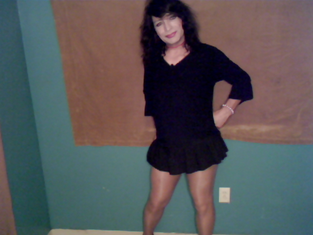 Sexy mini dress and skirt pics #3522205