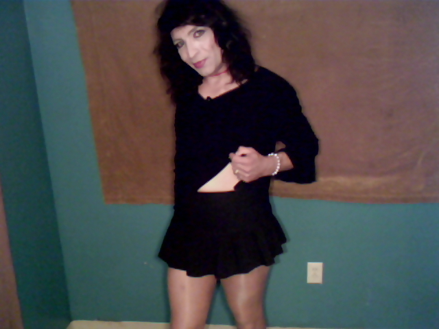 Sexy mini dress and skirt pics #3522310