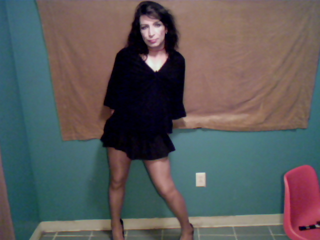 Sexy mini dress and skirt pics #3522350
