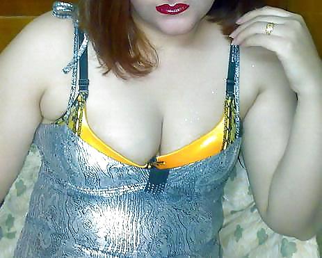 Goksin aynur
 #11221886