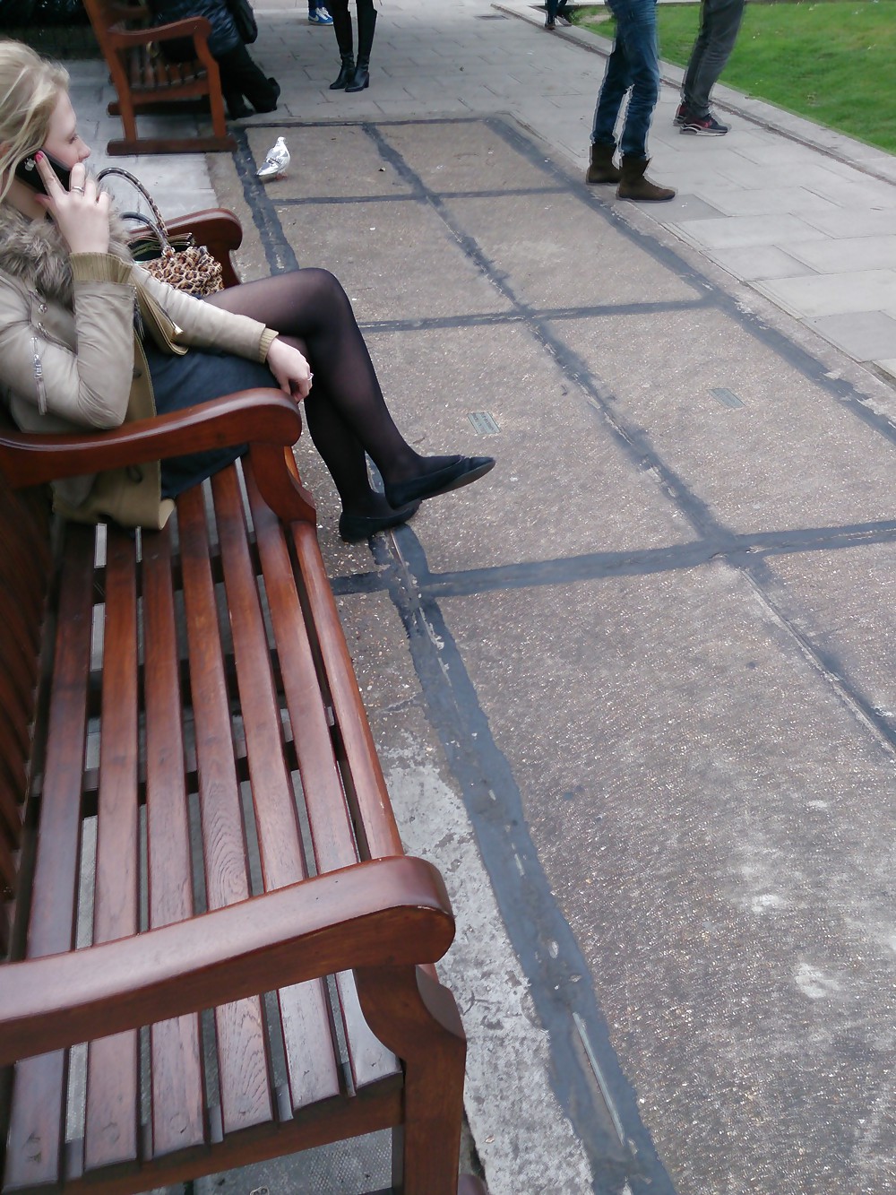 ロンドンの女性の脚とストッキング、パンスト
 #16628183