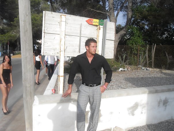 Moi (私)
 #17917264