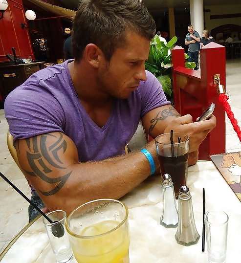 Moi (私)
 #17917292