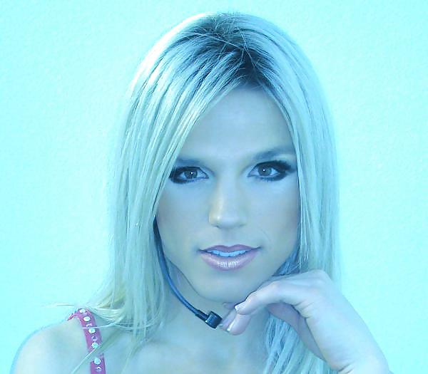 Britney Spears (männlich Imitator) #9015488