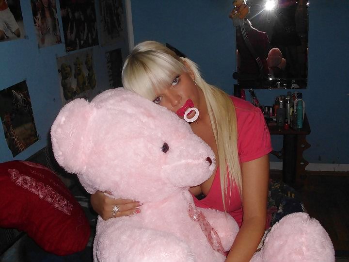 SmutDates Username:  USAEscort4U #8285072
