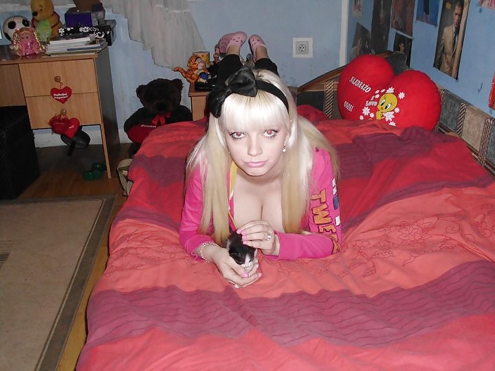 SmutDates Username:  USAEscort4U #8285088