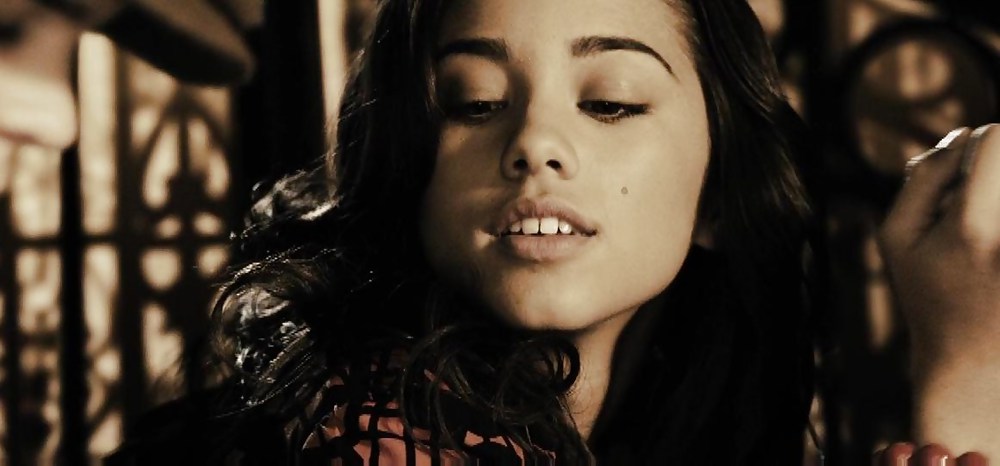 Seychelle gabriel
 #15177135