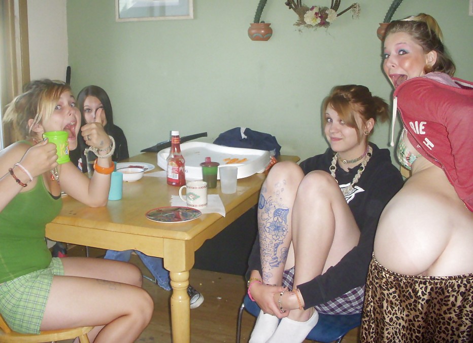 Naked Women in Groups 7 #6040829
