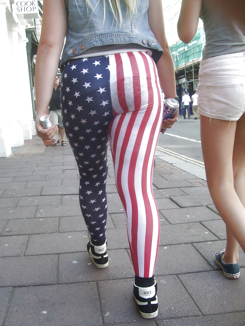 The best Leggings I have found in Hamsters Stars and Stripes