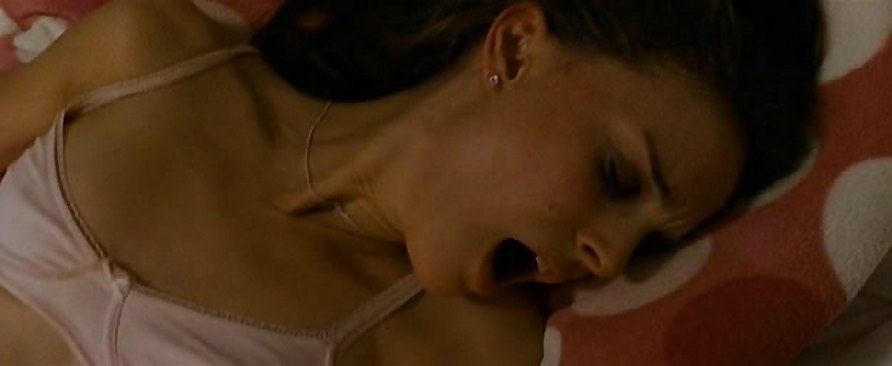 Natalie Portman Seins Maigre Mila Kunis #4804320