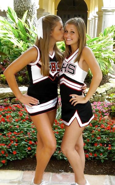 チアリーダーズ エロティカ 8 by twistedworlds
 #10170531