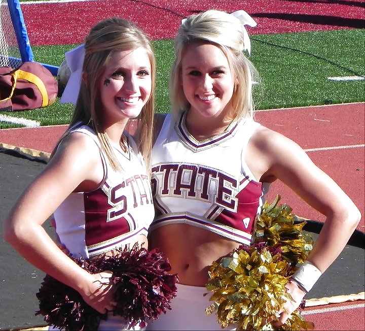 チアリーダーズ エロティカ 8 by twistedworlds
 #10170589