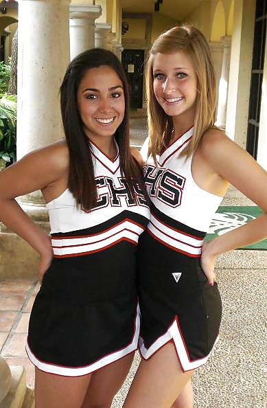 チアリーダーズ エロティカ 8 by twistedworlds
 #10170595