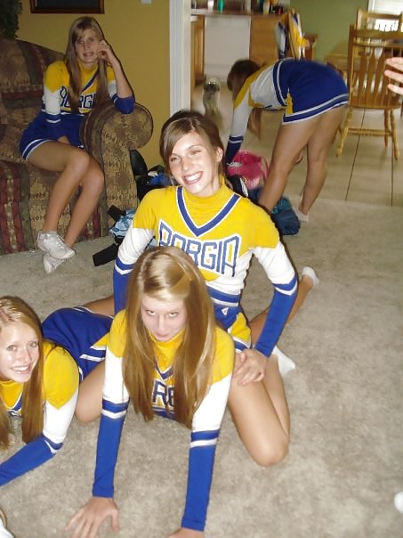 チアリーダーズ エロティカ 8 by twistedworlds
 #10170640