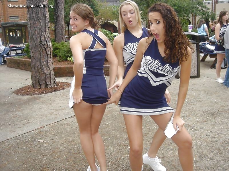 チアリーダーズ エロティカ 8 by twistedworlds
 #10170672