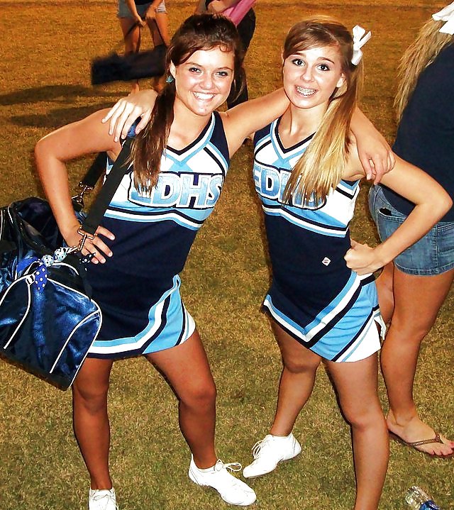 チアリーダーズ エロティカ 8 by twistedworlds
 #10170679